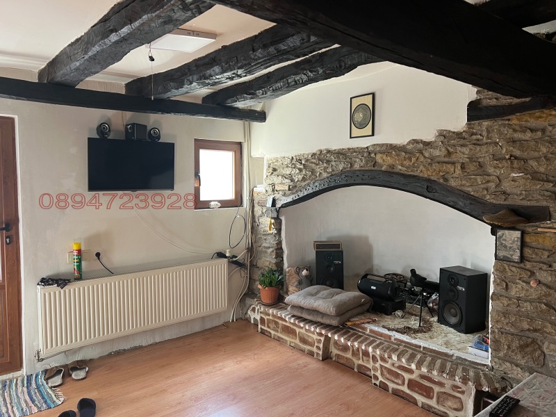 Продава КЪЩА, с. Леденик, област Велико Търново, снимка 5 - Къщи - 52783493