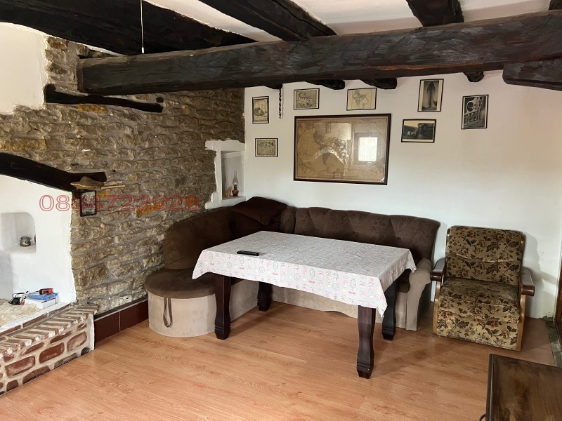 Продава КЪЩА, с. Леденик, област Велико Търново, снимка 4 - Къщи - 52783493