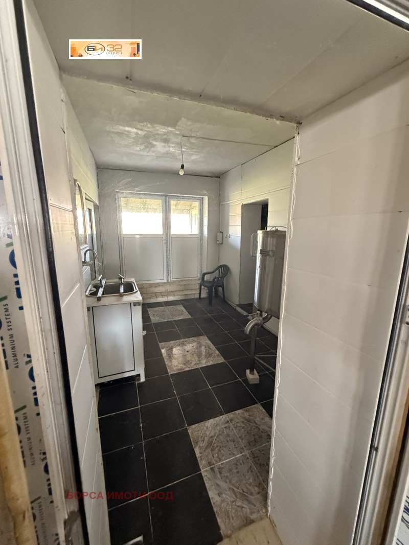 Продава ПРОМ. ПОМЕЩЕНИЕ, с. Нефела, област Враца, снимка 4 - Производствени сгради - 52640833