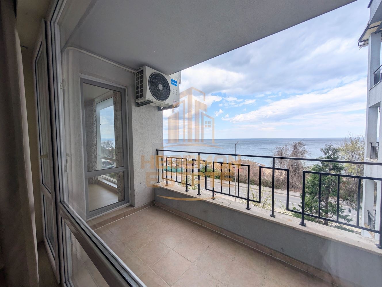 Продава 2-СТАЕН, гр. Варна, к.к. Чайка, снимка 4 - Апартаменти - 54297184