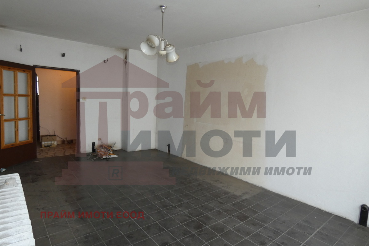 Продава 3-СТАЕН, гр. Етрополе, област София област, снимка 2 - Апартаменти - 54283570