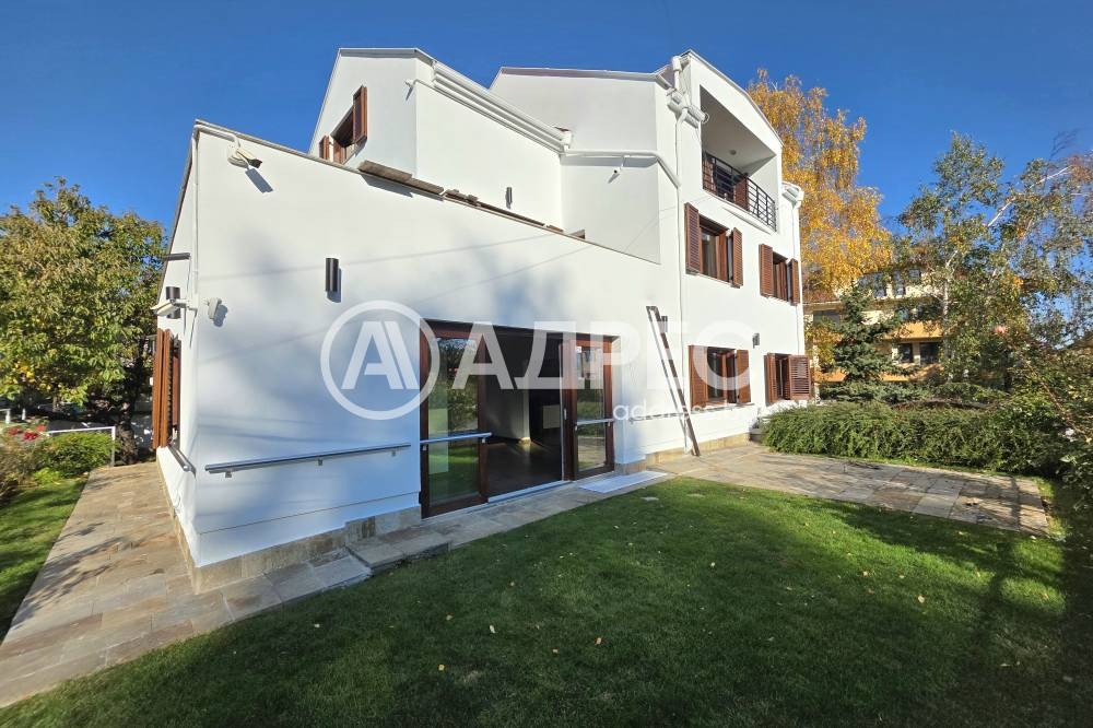 Продава КЪЩА, гр. София, Горна баня