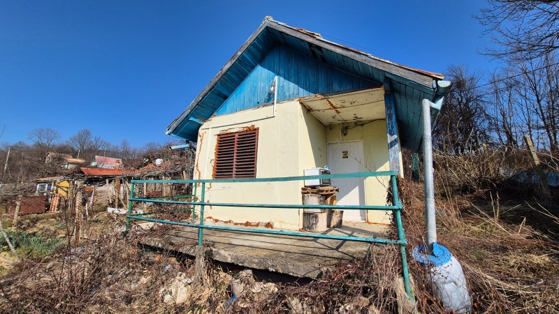 Продава ВИЛА в област Габрово, с. Чуково - 15 кв.м / 15 000 € » 29 337.45 лв., РЕГЕНТ