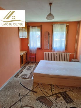 1 chambre Chirok tsentar, Pleven 1