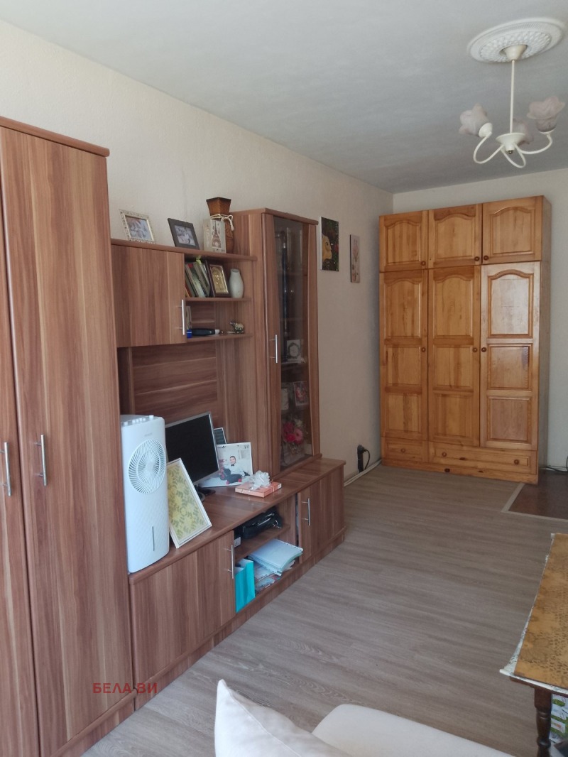 Продава  2-стаен, област Перник, гр. Радомир • 65 000 EUR • ID 89884472 — holmes.bg - [1] 