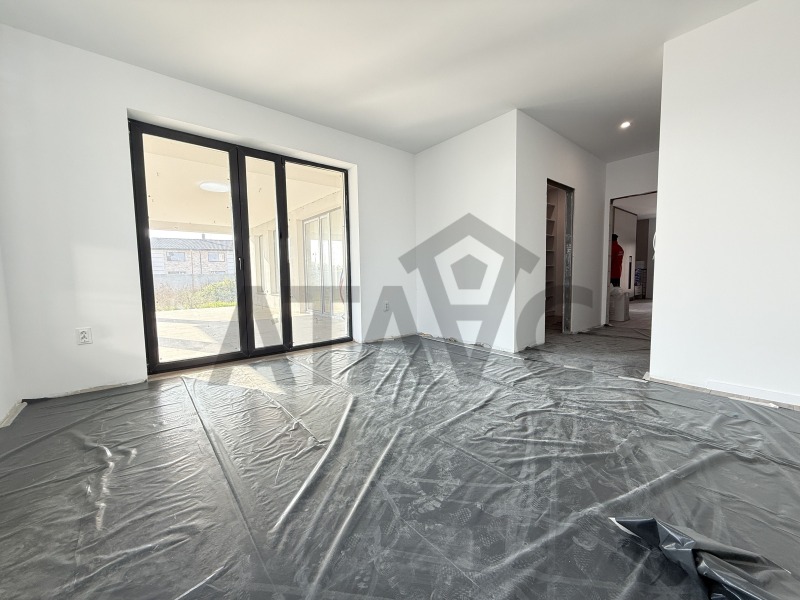 Продава КЪЩА, с. Радиново, област Пловдив, снимка 8 - Къщи - 52652172