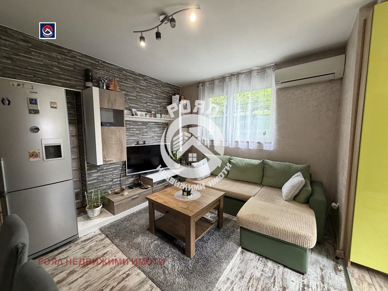 Продава ЕТАЖ ОТ КЪЩА, гр. Пловдив, Южен, снимка 2 - Етаж от къща - 56077042
