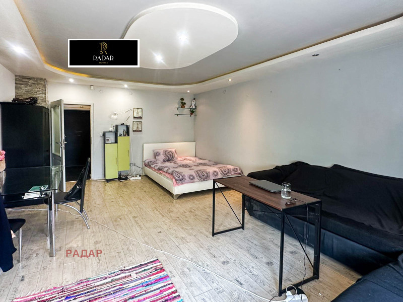 Te koop  2 slaapkamers Sofia , Darvenitsa , 143 m² | 17997216