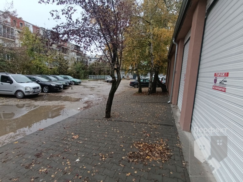 Продава ГАРАЖ, ПАРКОМЯСТО, гр. Велико Търново, Бузлуджа