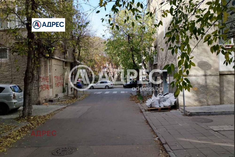 Продава КЪЩА, гр. Варна, Център, снимка 2 - Къщи - 52488423