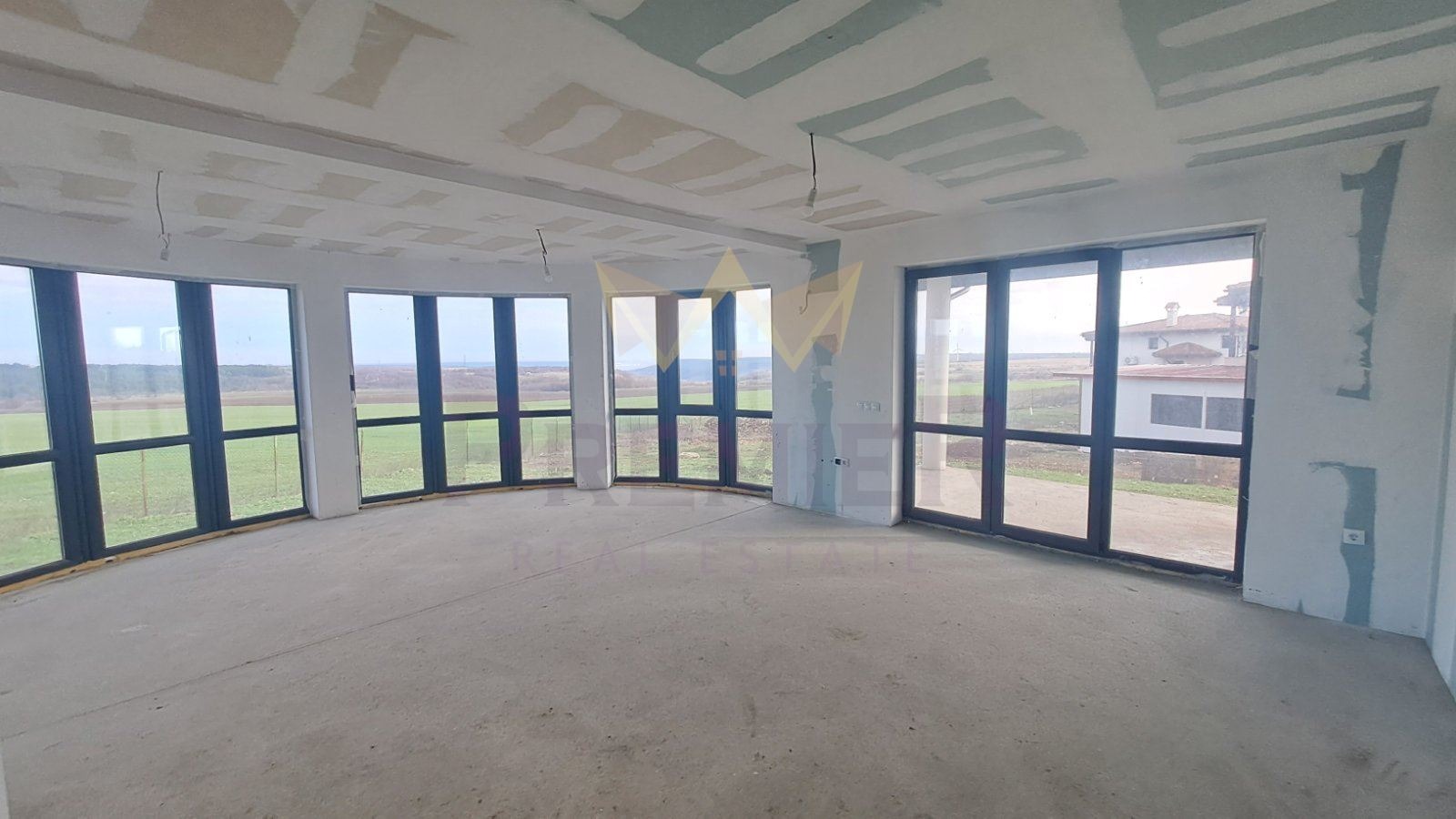 Продава КЪЩА, с. Кичево, област Варна, снимка 5 - Къщи - 54073955