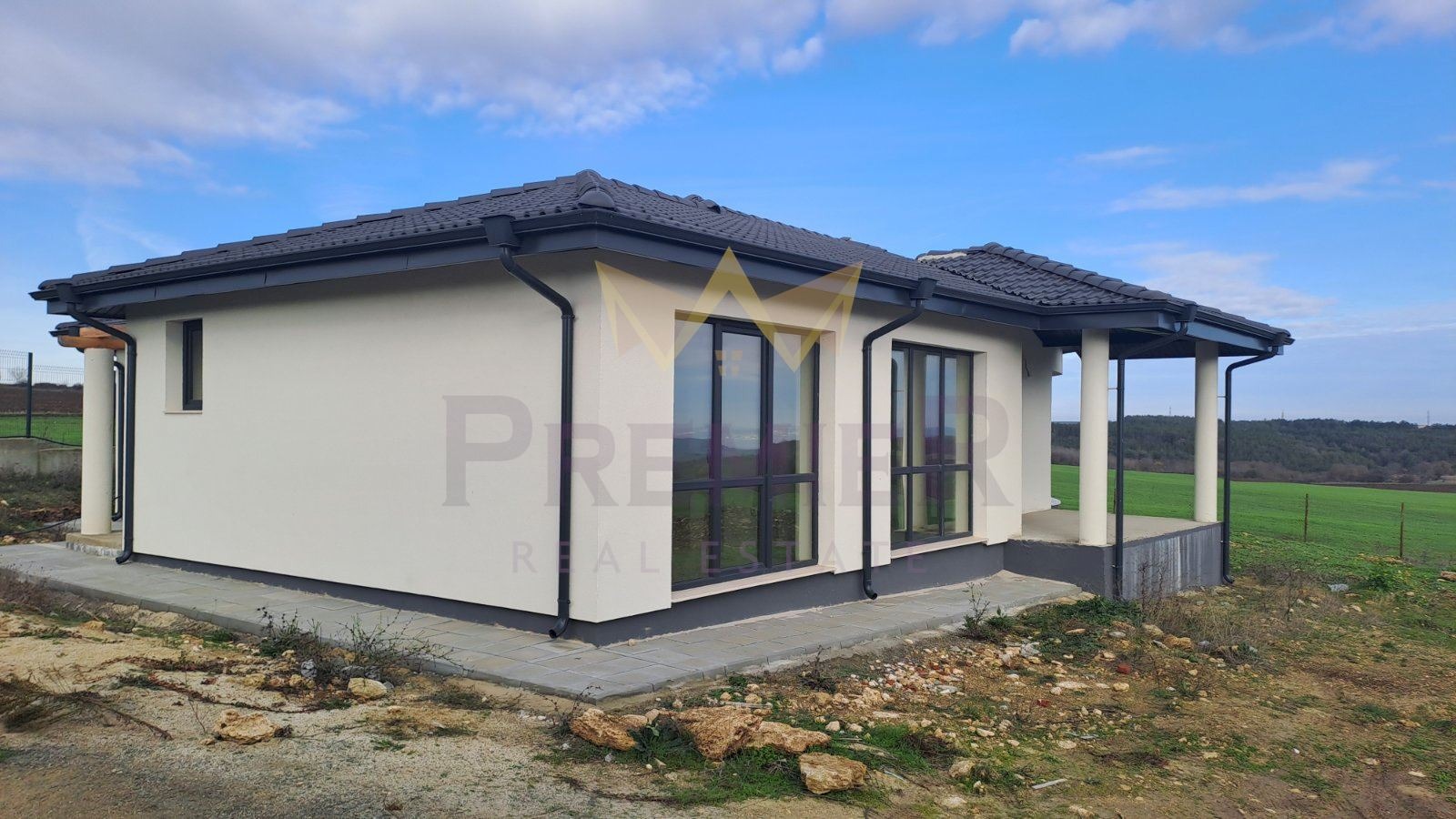 Продава КЪЩА, с. Кичево, област Варна, снимка 4 - Къщи - 54073955