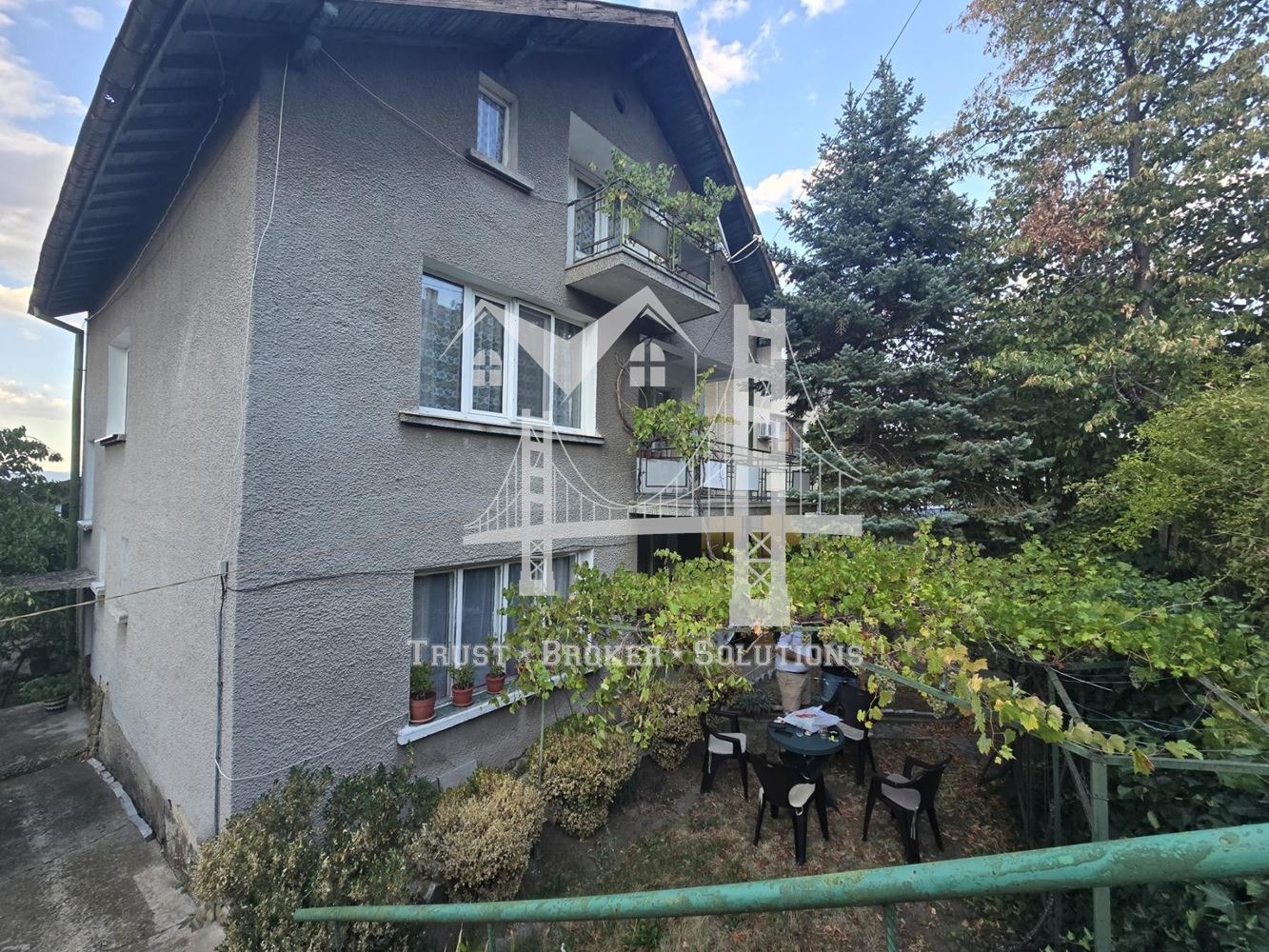 Продава КЪЩА, гр. София, с. Лозен