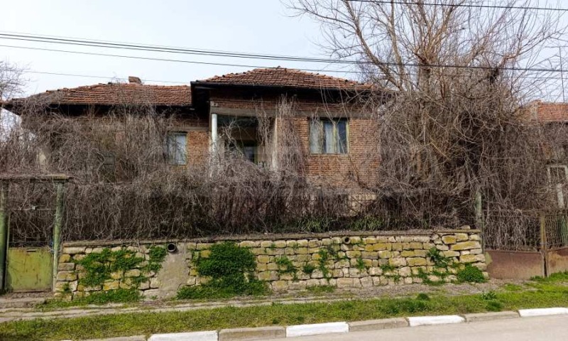 Продава КЪЩА в област Русе, гр. Бяла - 80 кв.м / 9 900 € » 19 362.72 лв., СУПРИММО ОФИСИ В СТРАНАТА