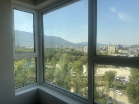 2 bedroom Vitosha, Sofia 4