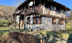 House Leshnitsa, region Lovech 1