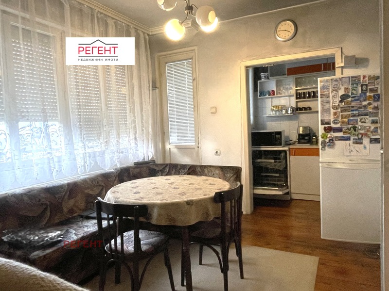 Продава 3-СТАЕН, гр. Габрово, Център, снимка 2 - Апартаменти - 46967010