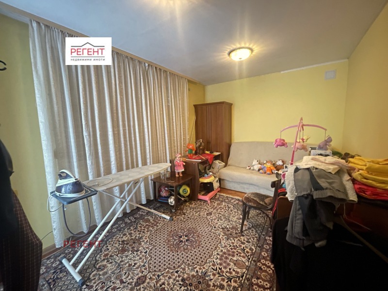 Продава  3-стаен град Габрово , Център , 105 кв.м | 30631224 - изображение [2]