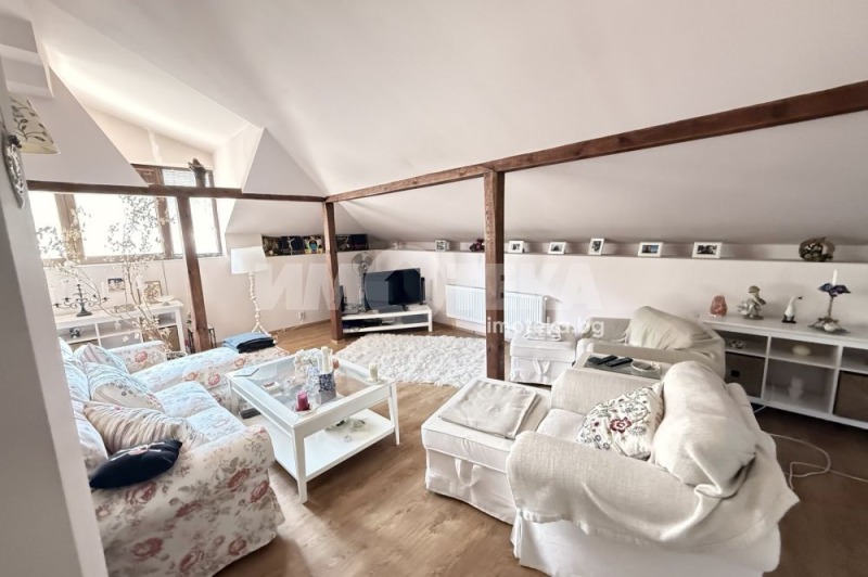 Продава КЪЩА, с. Гложене, област Ловеч, снимка 2 - Къщи - 52319262