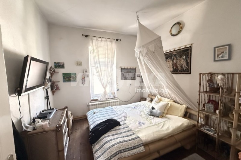 Продава КЪЩА, с. Гложене, област Ловеч, снимка 8 - Къщи - 52319262