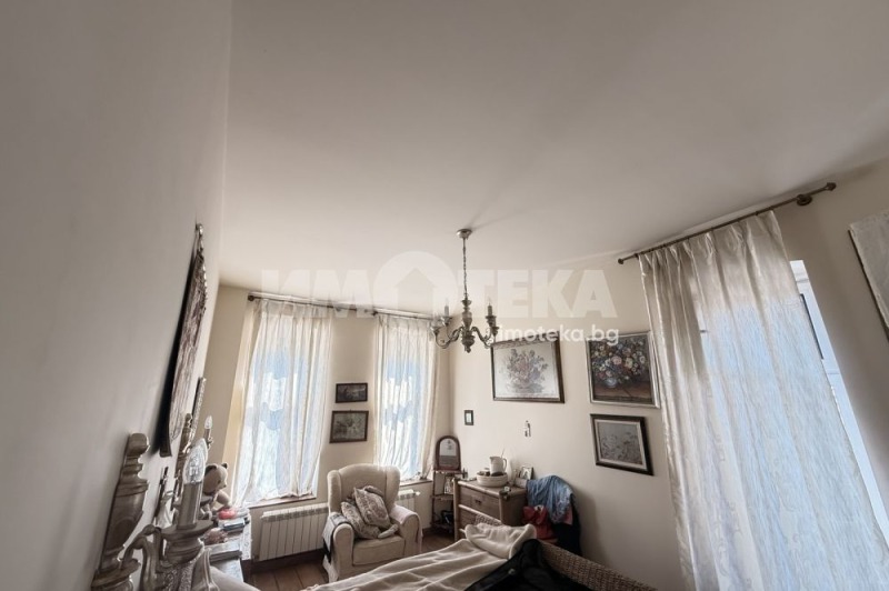 Продава КЪЩА, с. Гложене, област Ловеч, снимка 11 - Къщи - 52319262