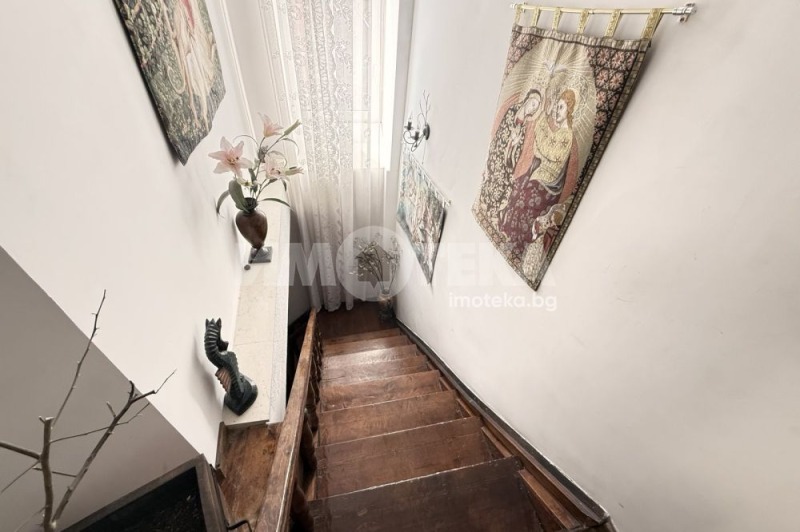 Продава КЪЩА, с. Гложене, област Ловеч, снимка 12 - Къщи - 52319262