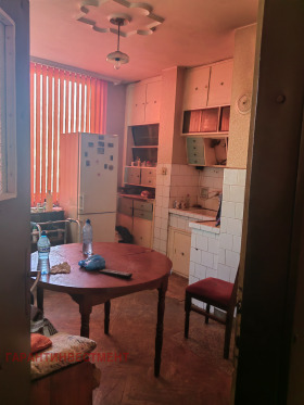 À venda 2 quartos