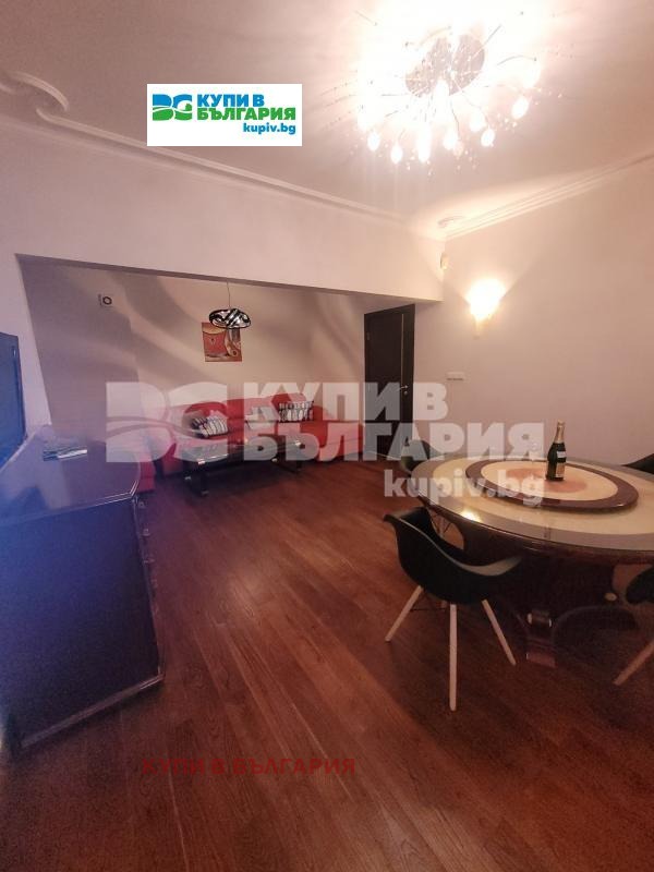 Продава 3-СТАЕН, гр. Варна, ВИНС-Червен площад, снимка 2 - Апартаменти - 55061177