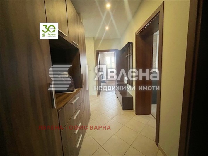 Продава ЕТАЖ ОТ КЪЩА, гр. Варна, Галата, снимка 14 - Етаж от къща - 47973969