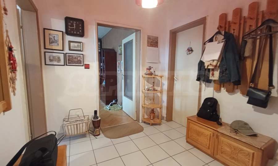 Продава 3-СТАЕН, гр. Велико Търново, Център, снимка 16 - Апартаменти - 54753392