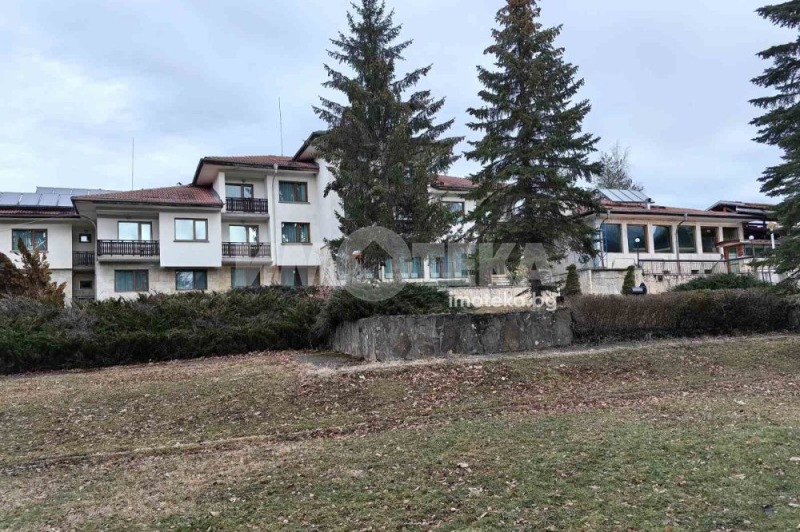 Продава ХОТЕЛ в област Ловеч, гр. Априлци - 3500 кв.м / 1 550 000 € » 3 031 536.50 лв., ИМОТЕКА