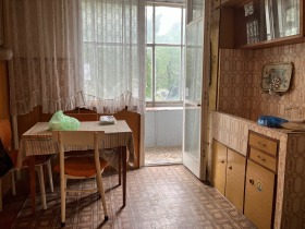 3-стаен град Пловдив, Кючук Париж 3