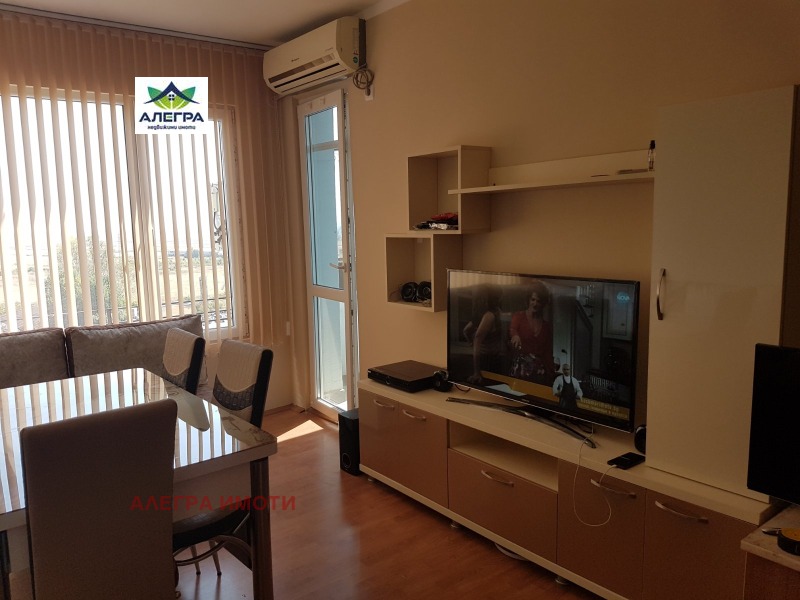 Продава  2-стаен град Пазарджик , Изток , 61 кв.м | 83706309 - изображение [2]