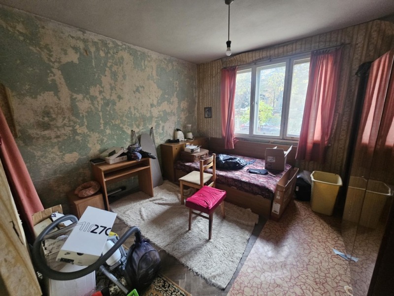 Продава ЕТАЖ ОТ КЪЩА, гр. Кърджали, Студен кладенец, снимка 11 - Етаж от къща - 52359933