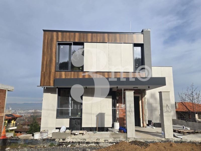 Продава КЪЩА, гр. София, с. Бистрица