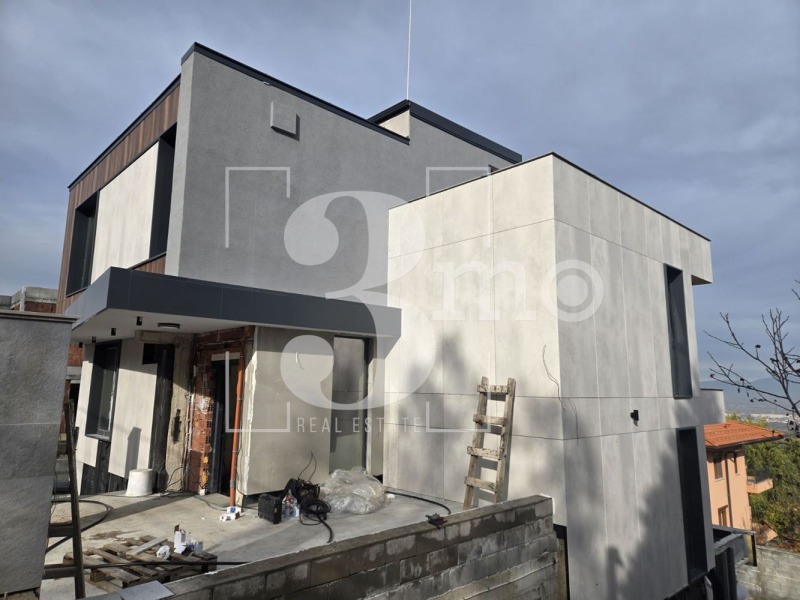 Продава КЪЩА, гр. София, с. Бистрица, снимка 2 - Къщи - 49736423