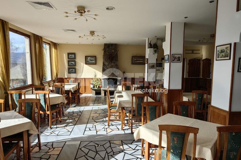 Продава ХОТЕЛ, гр. Априлци, област Ловеч, снимка 6 - Хотели - 52139689