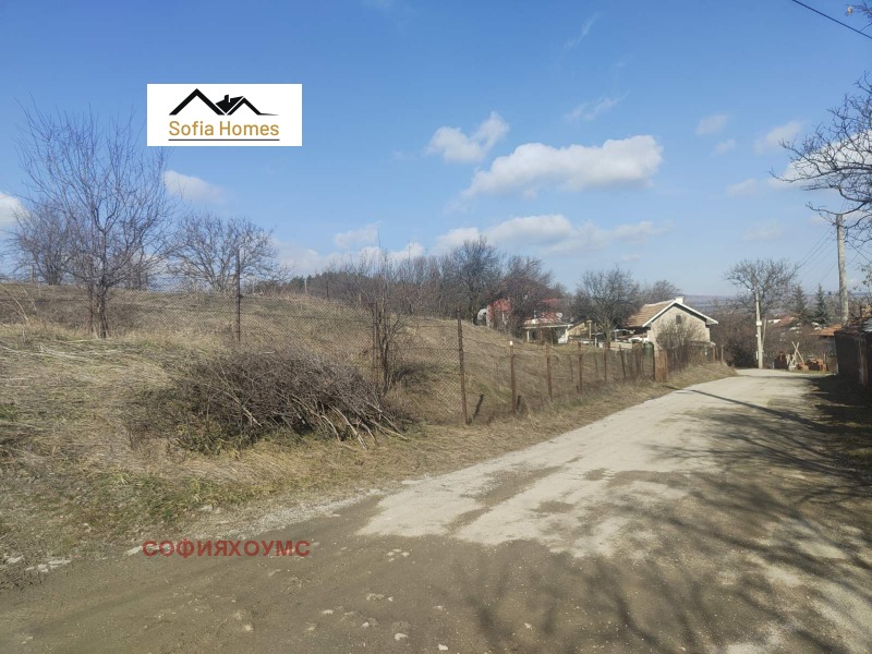 Продава  Парцел област Перник , с. Мещица , 1360 кв.м | 34698083