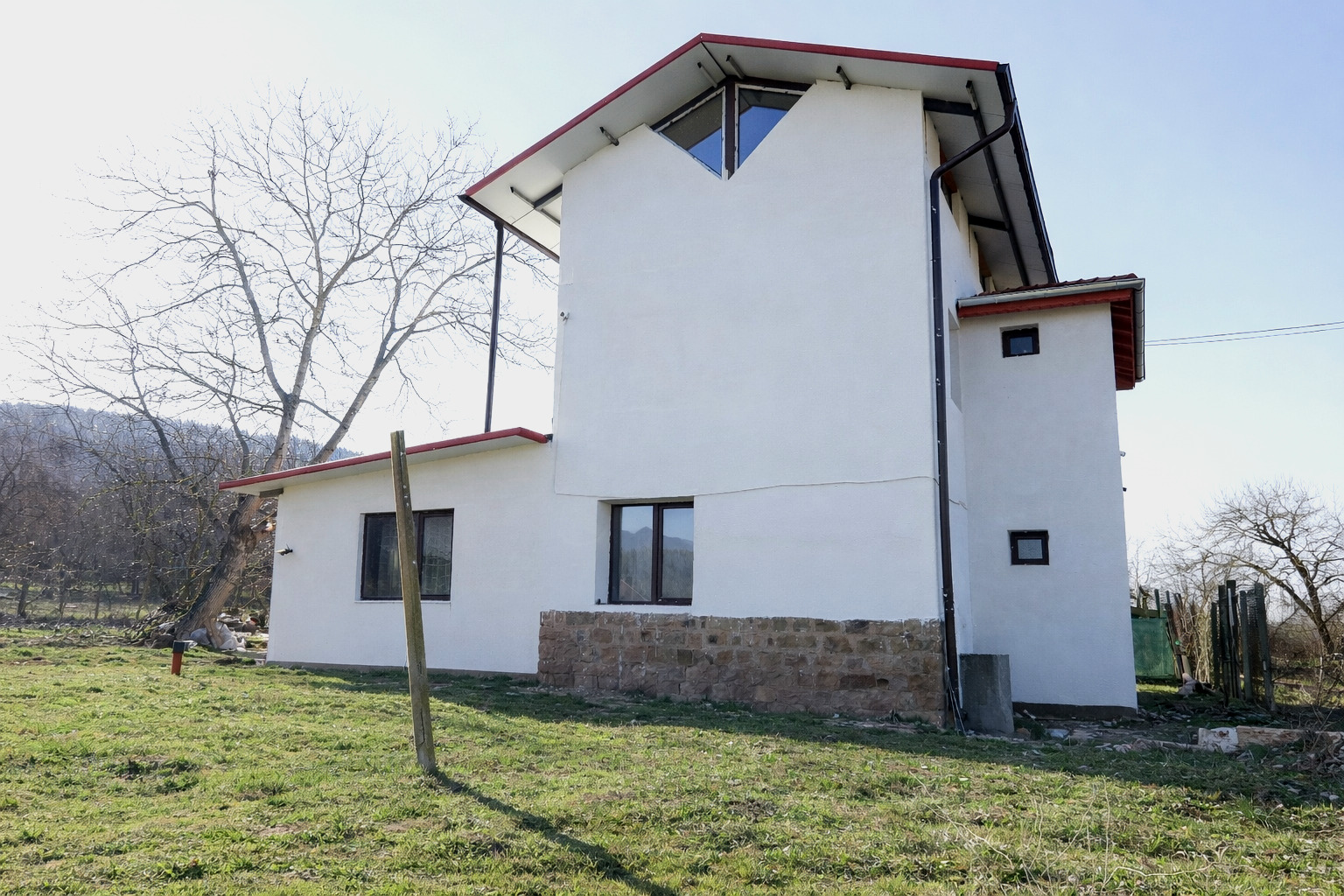 Продава КЪЩА, с. Горно Озирово, област Монтана, снимка 2 - Къщи - 53898441