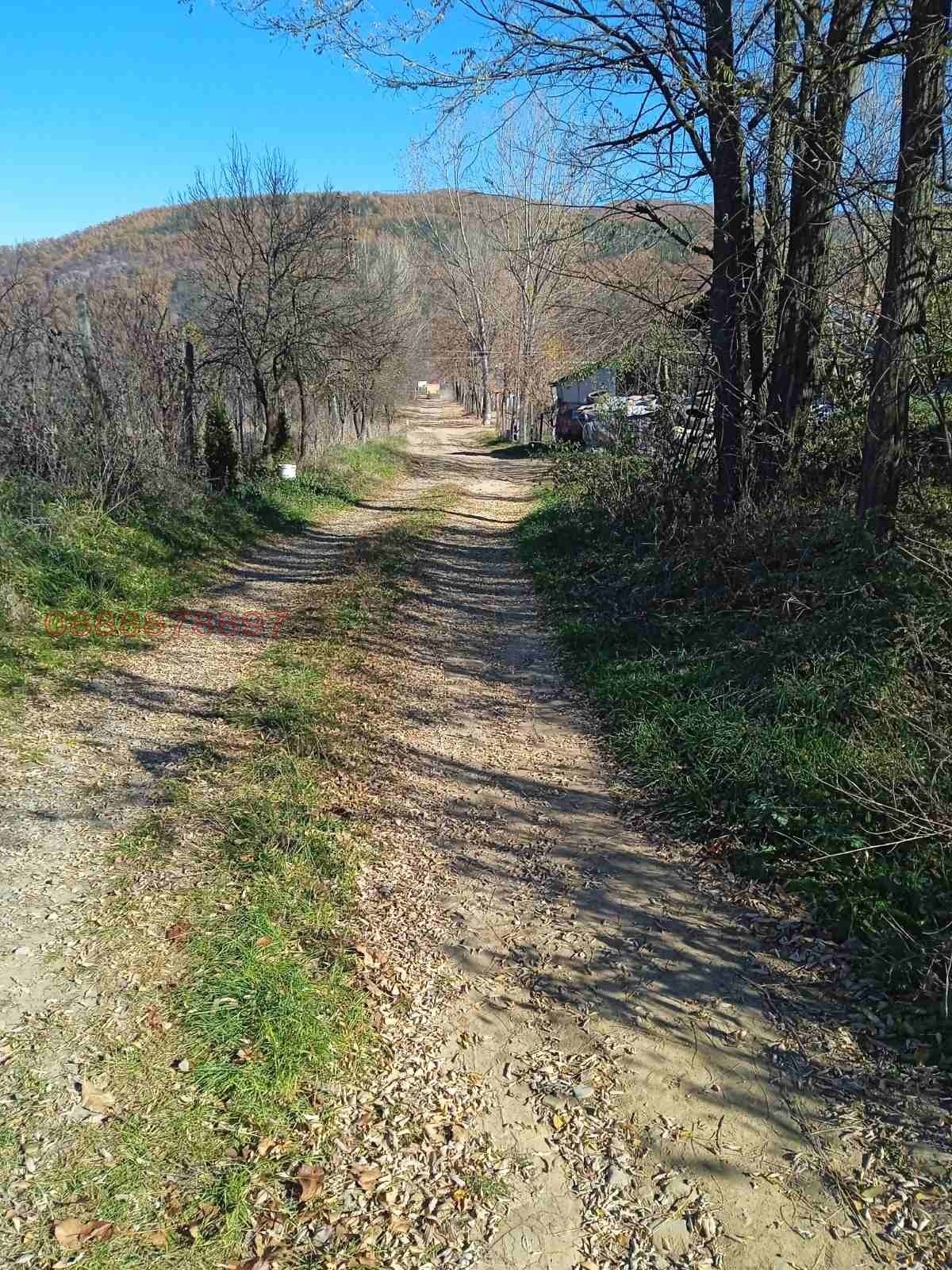 Продава ПАРЦЕЛ, гр. Троян, област Ловеч, снимка 5 - Парцели - 54222190