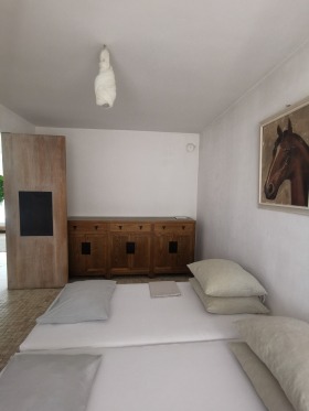 1 chambre Tsentar, Dobritch 8