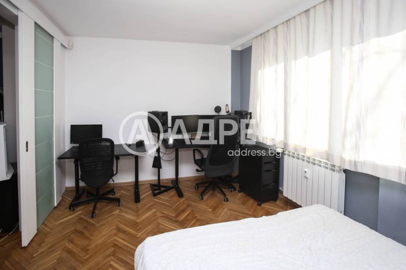 Продава  3-стаен град София , Банишора , 78 кв.м | 71308583 - изображение [15]