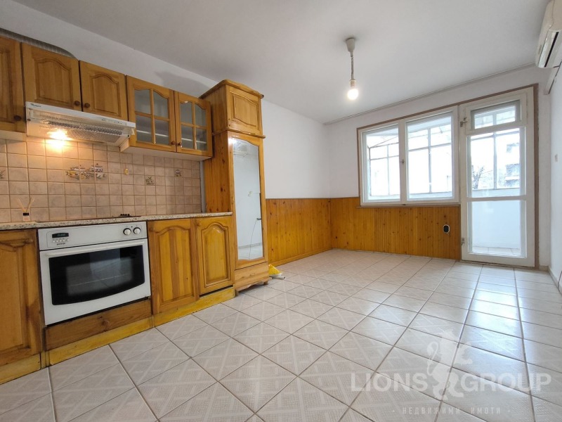 Продава 3-СТАЕН, гр. Варна, Окръжна болница-Генерали