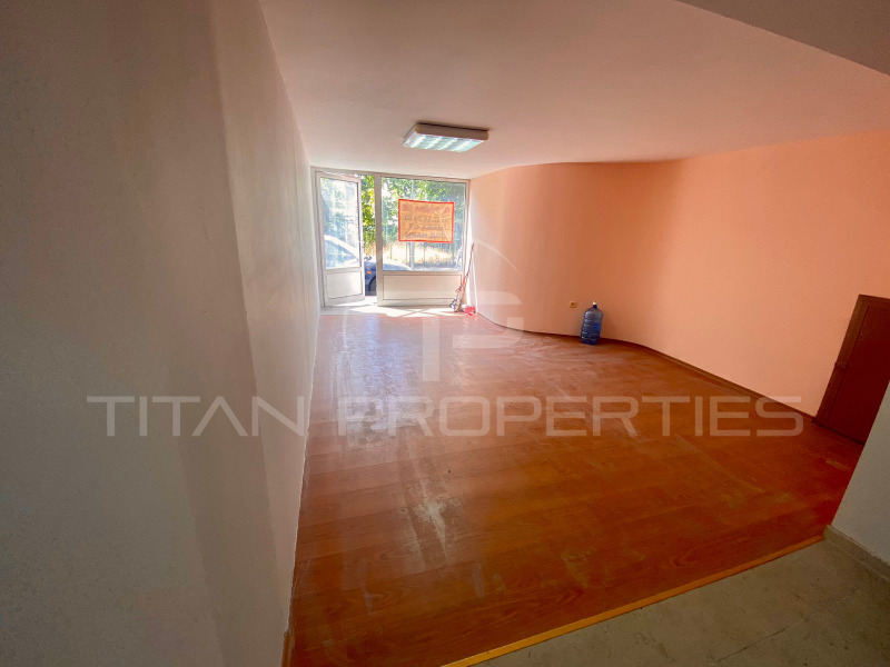 Te koop  Kantoor Plovdiv , Karsjijaka , 160 m² | 61868614 - afbeelding [5]