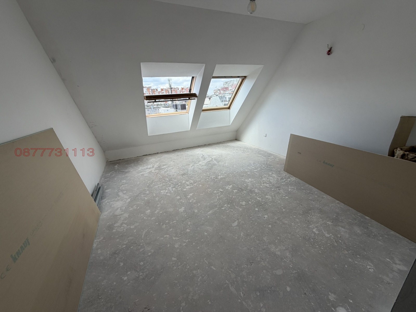 Продава МНОГОСТАЕН, гр. София, Център, снимка 8 - Апартаменти - 54199412