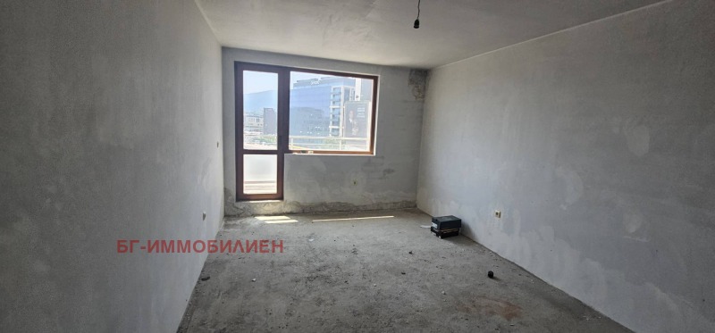Til salgs  1 soverom Sofia , Hladilnika , 67 kvm | 58621580 - bilde [2]