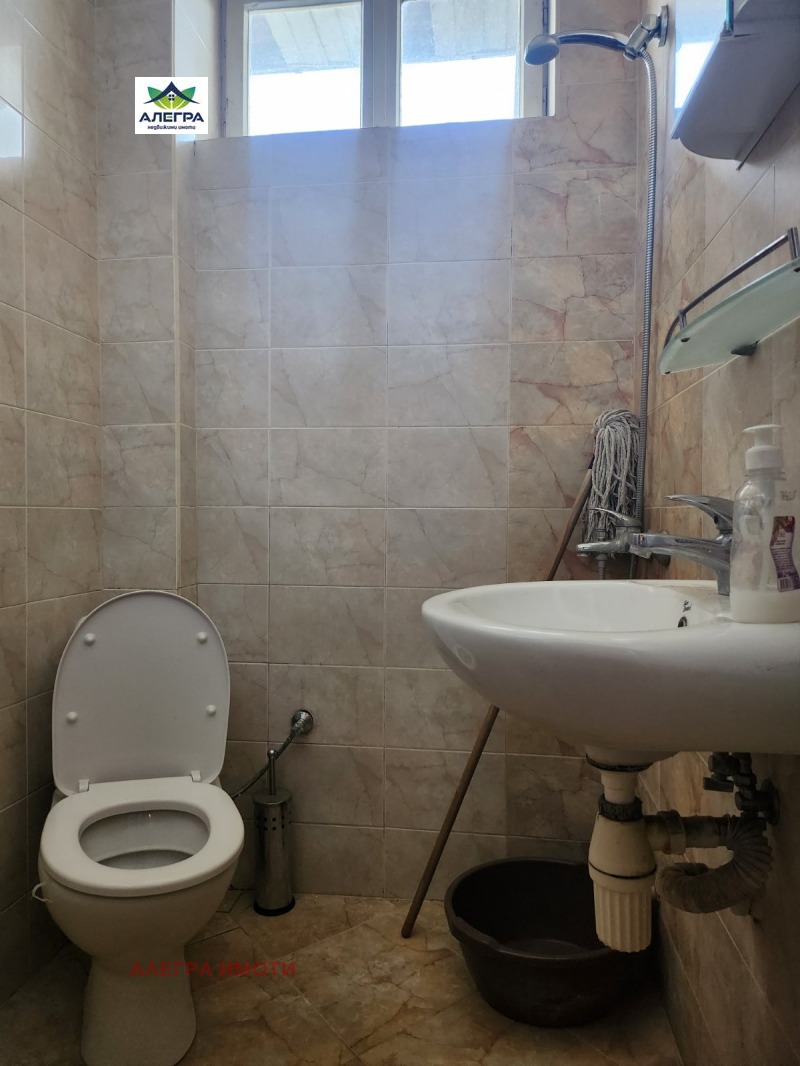 Продава 3-СТАЕН, гр. Пазарджик, Център, снимка 8 - Апартаменти - 53350253