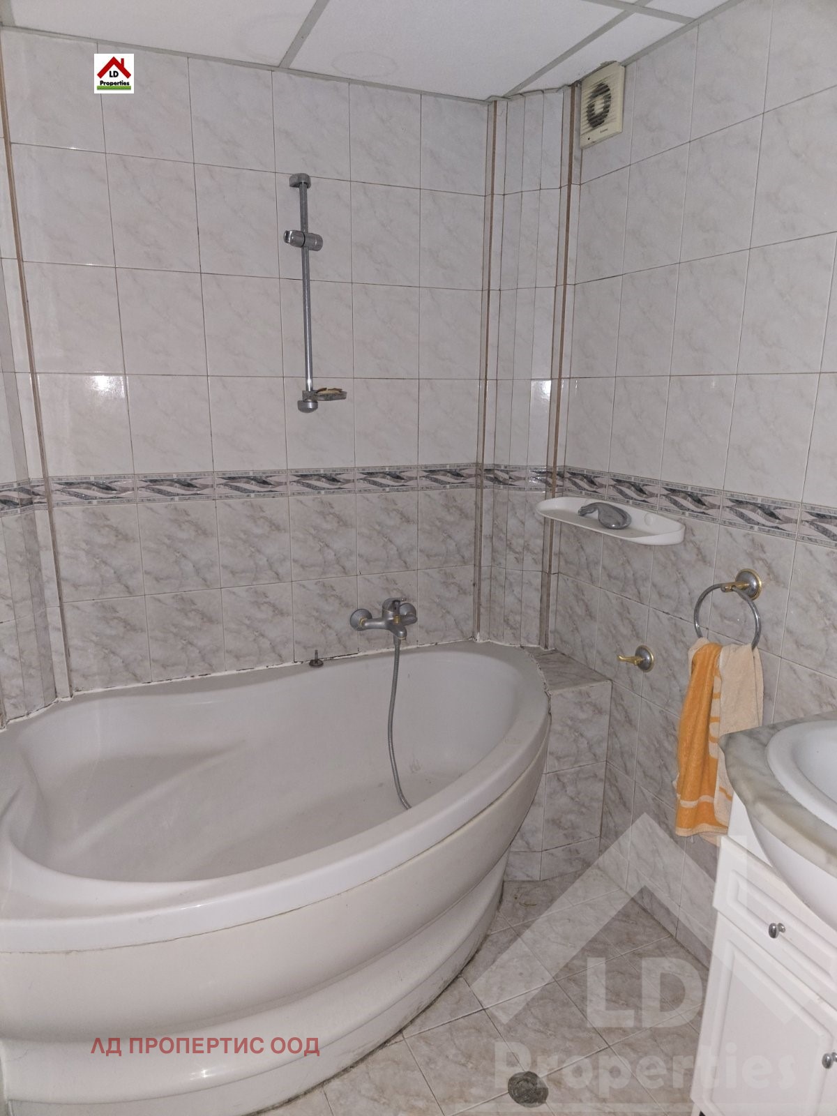 Продава 3-СТАЕН, гр. Варна, Централна поща, снимка 14 - Апартаменти - 55844174