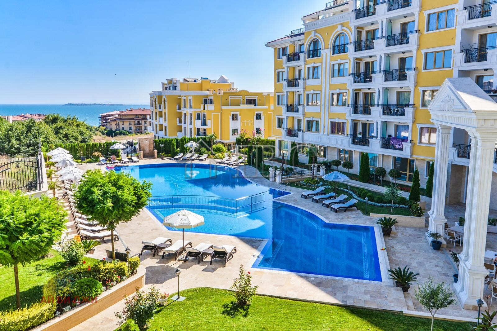 Продава  3-стаен област Бургас , гр. Свети Влас , 130 кв.м | 38046748