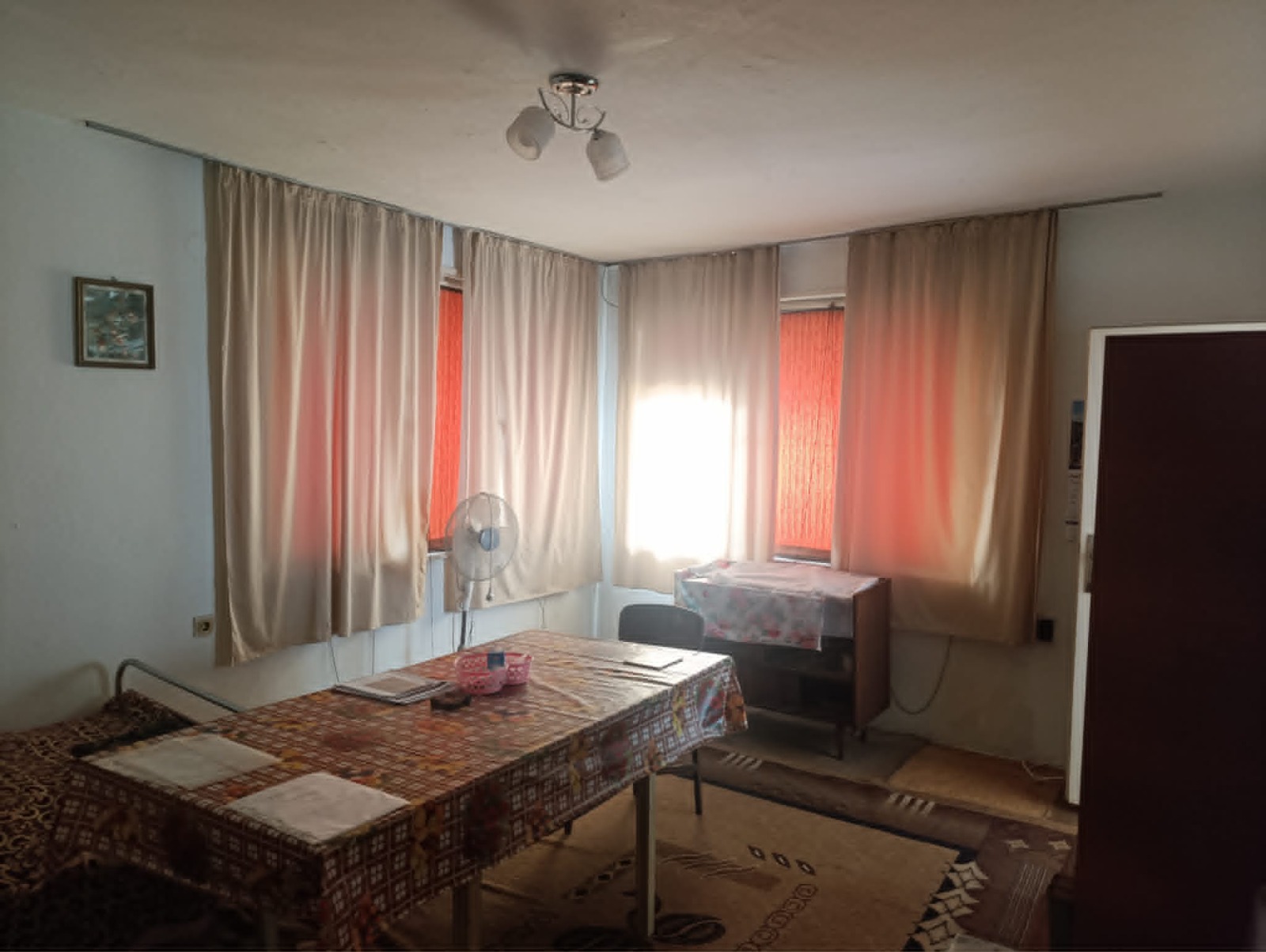 Продава КЪЩА, гр. Провадия, област Варна, снимка 13 - Къщи - 54515475